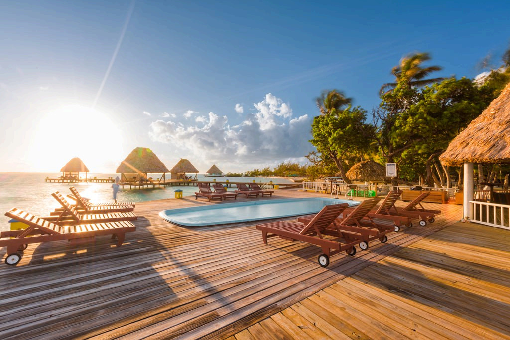 Unwind in Paradise: A Blissful Honeymoon in Belize at Coco Plum